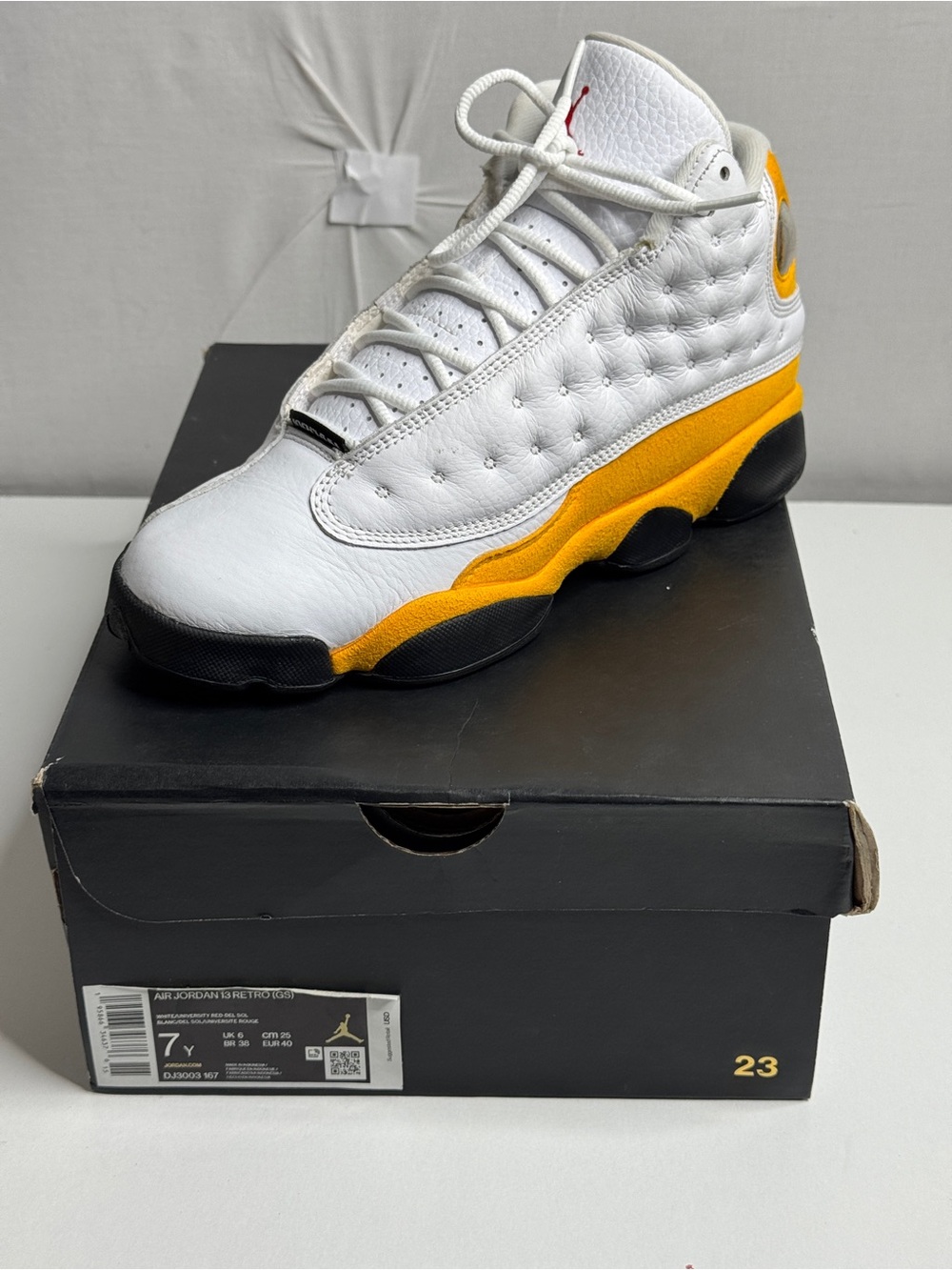 Jordan Kids' Retro 13 White & Gold Sneakers